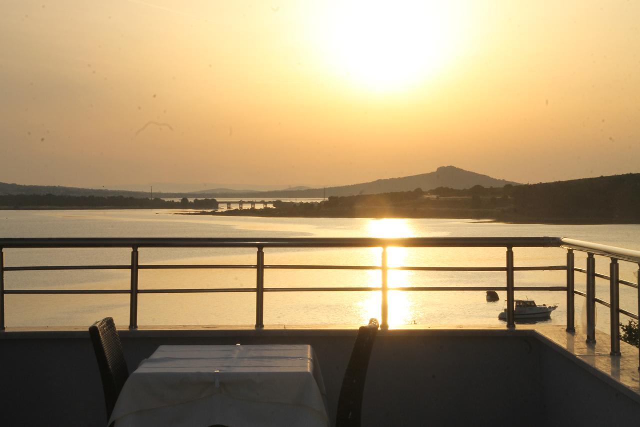 Senar Otel Ayvalik Exterior photo